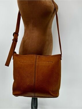 Duluth Trading Brown Leather Crossbody Bag